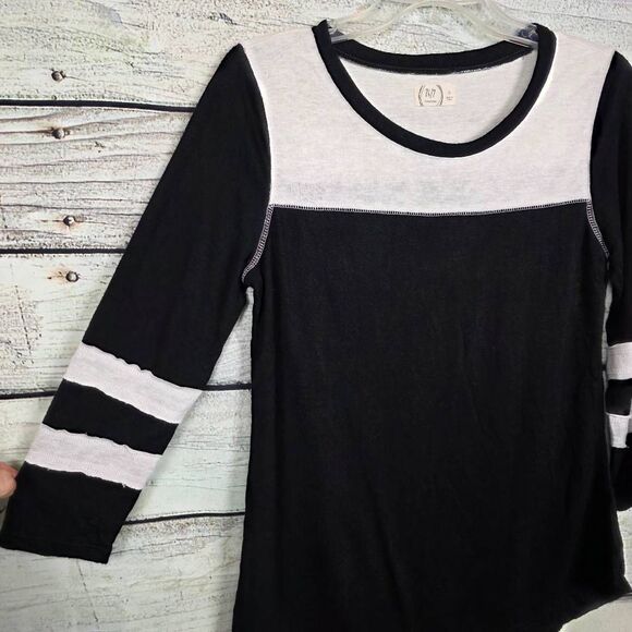 Maurices 24/7 Black White Striped Sleeve Top S - Picture 4 of 7